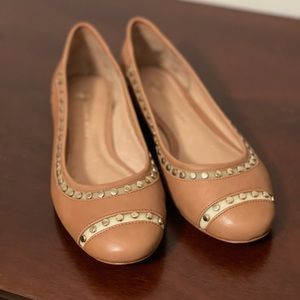 Antonio Melani Flats